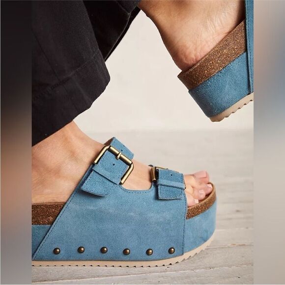 Rule Breaker Flatform Sandals US 9.5-10 - Picture 8 of 11